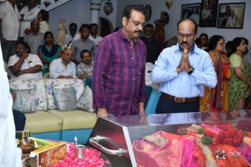 Celebrities Pay Homage to Vijaya Nirmala Garu